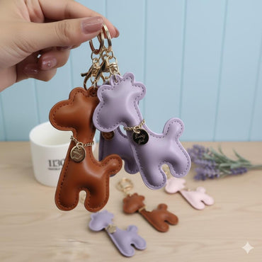 Handmade Cartoon Giraffe Keychain: PU Leather Bag Charm