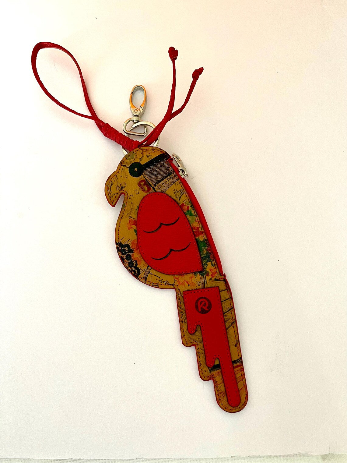 Handcrafted Leather Parrot Keychain: Coin Pocket, Made in Colombia