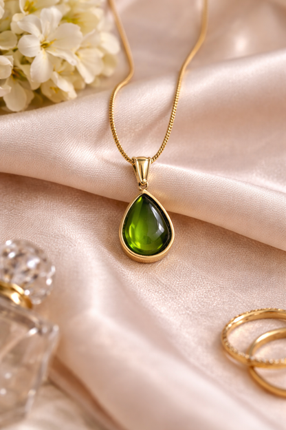 Gold Water Drop Pendant Necklace for Women – Trendy Stainless Steel Charm Necklace