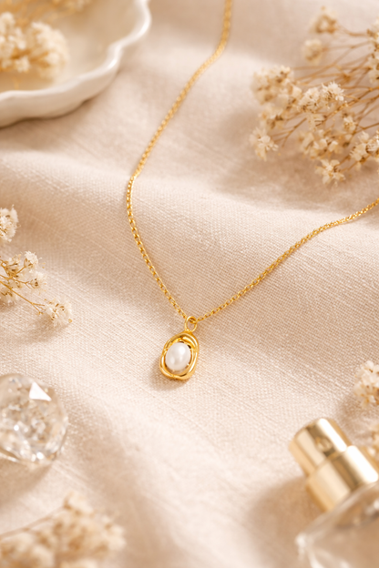 Trendy Gold Pearl Pendant Necklace for Women – Stainless Steel Link Chain