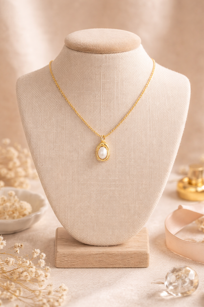 Trendy Gold Pearl Pendant Necklace for Women – Stainless Steel Link Chain