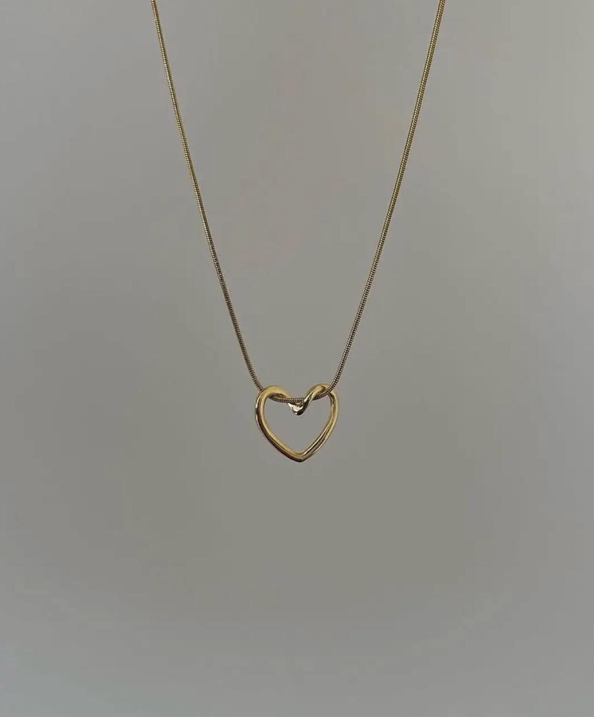 Gold Plated Heart Pendant Necklace: Stainless Steel Love Choker