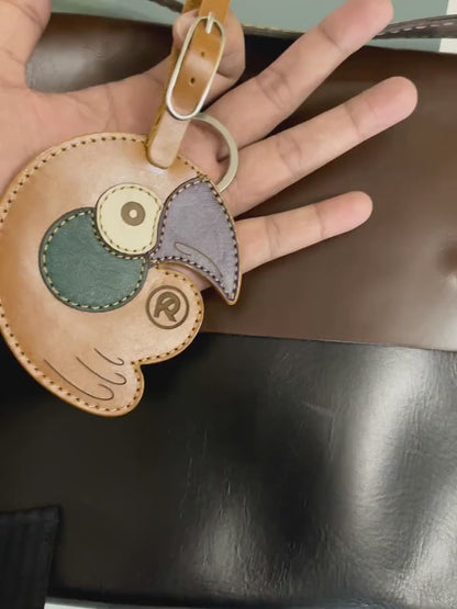 Handmade Leather Parrot Keychain: Colorful Bird Bag Hanger